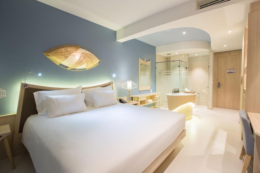 Beyond Patong Hotell Exteriör bild