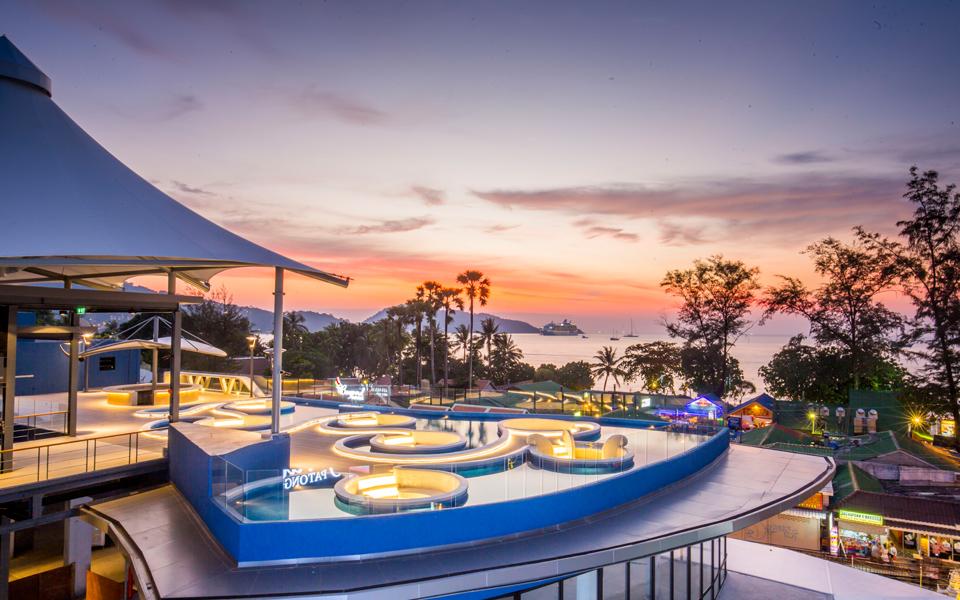 Beyond Patong Hotell Exteriör bild